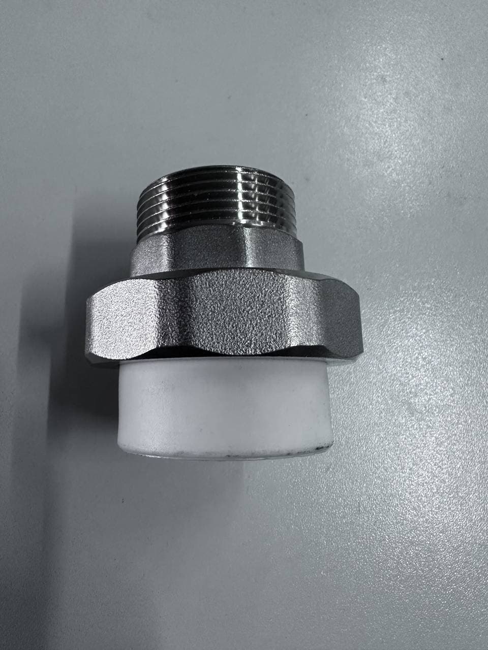 Американка PPR 40*1 1/4* нар