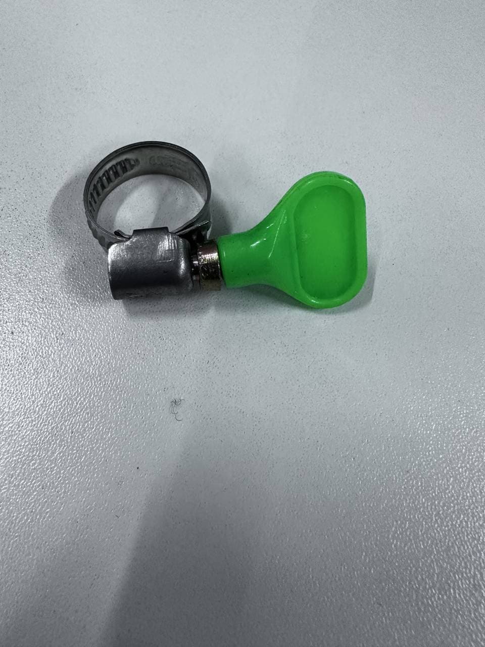 Хомут червячный с барашком 12*20