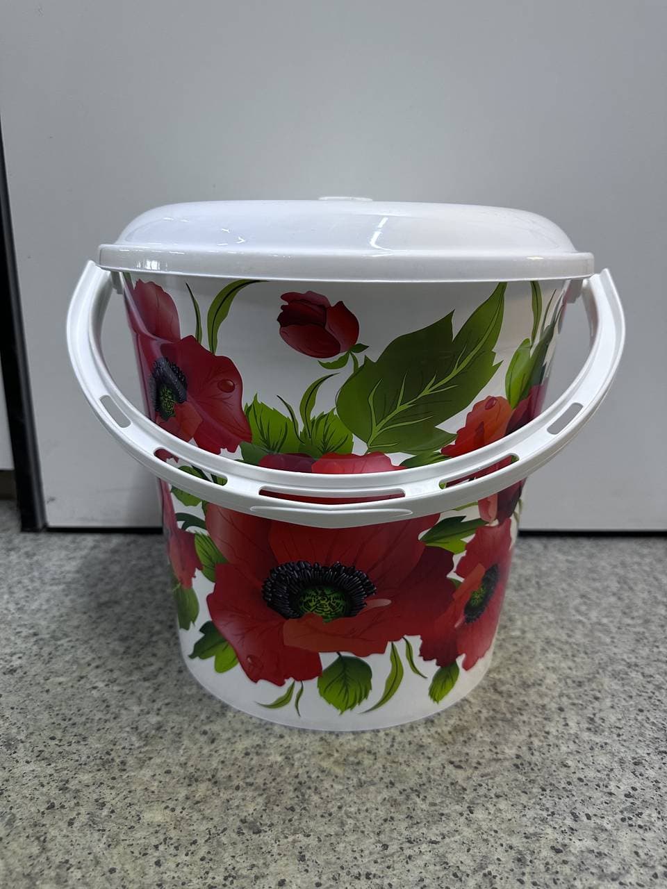 Ведро 10л с крышкой Красные маки
