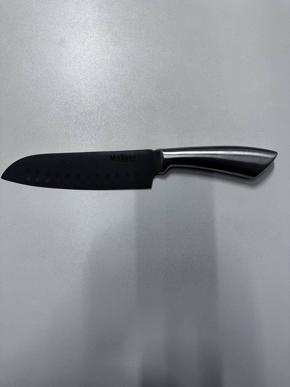 Нож сантоку 18см Maestro MAL-01M