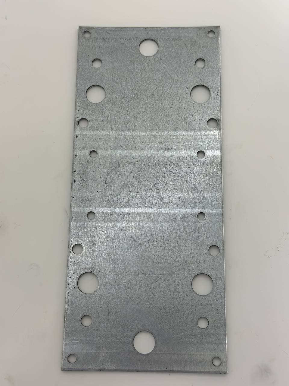 Пластина Крепежная 90*210