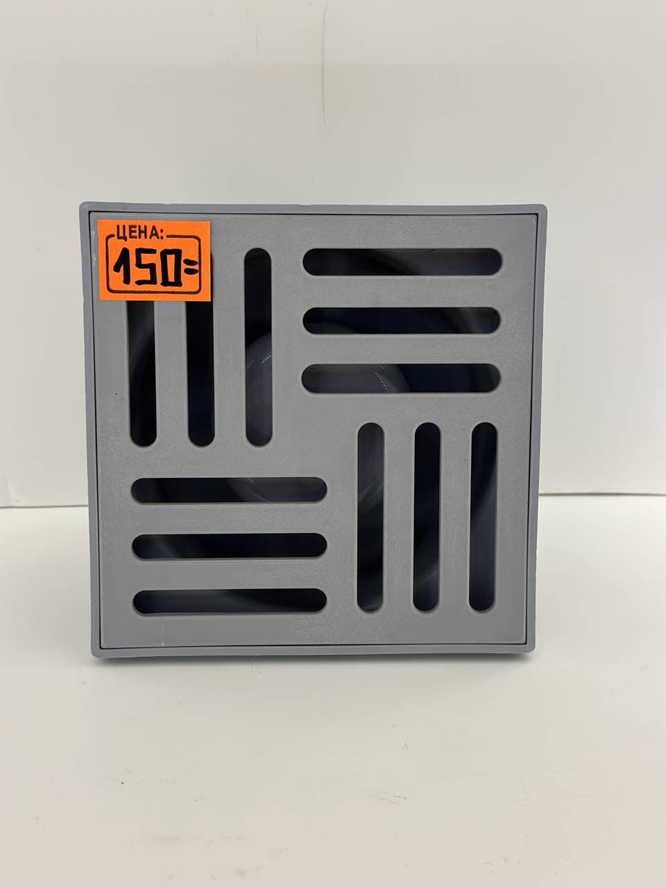 Трап 150*150 выход 50 бок металл