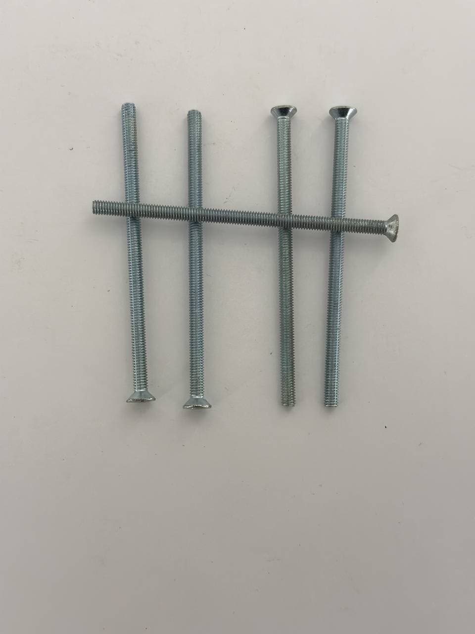 Винт мебел. М 8*40